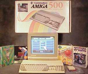 L'Amiga 500 spesso era venduto assieme a software ludico L'Amiga 500 spesso era venduto assieme a software ludico