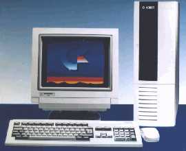 Il look ricercato del secondo Tower Amiga: l'Amiga 4000T Il look ricercato del secondo Tower Amiga: l'Amiga 4000T